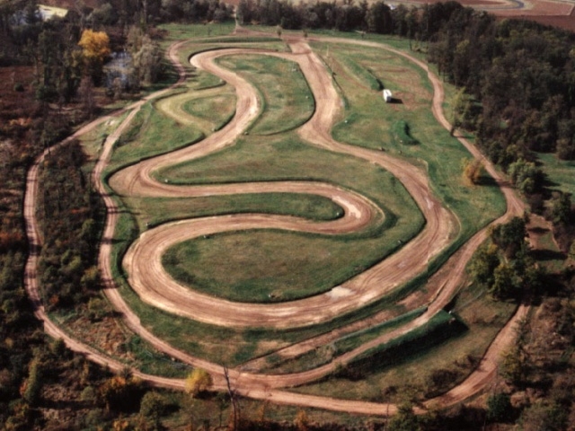 Issoire Circuit / circuit terre issoire - YouTube / Le circuit est